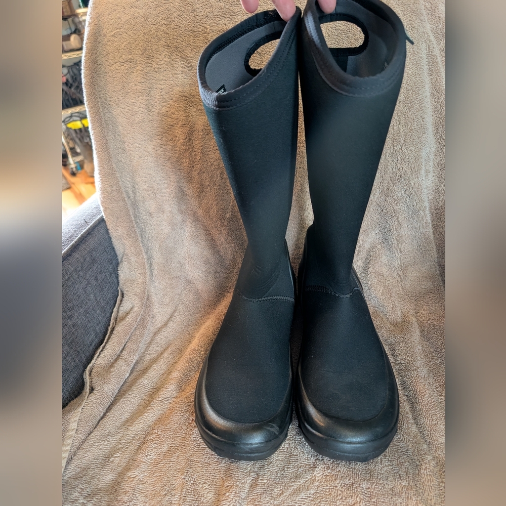 Bogs Black Winter Rain Boots